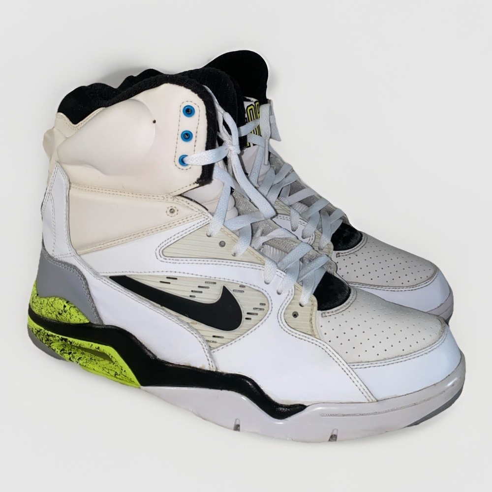 Nike Men's Air Command Force 2014 Billy Hoyle Edition